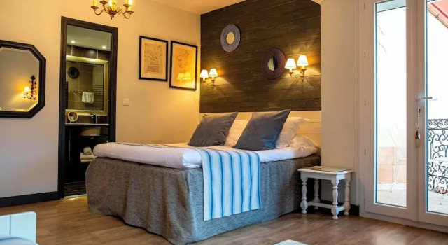 Номер Deluxe с балконом Hôtel La Casa Pairal