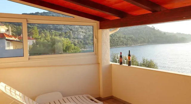 Seafront Apartments Anthony, Забронировать Апартаменты/квартира Skrivena Luka Ластово