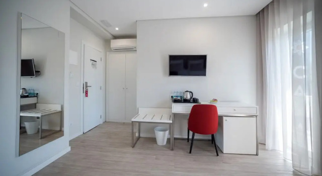 Трёхместный номер Standard Hotel Canada