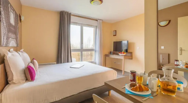 Двухместная студия Zenitude Hôtel-Résidences Magny-les-Hameaux