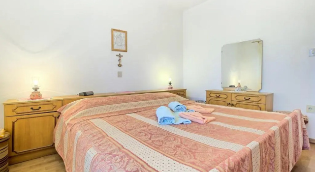 Eva House with Apartment, Забронировать Апартаменты/квартира Валица Хорватия