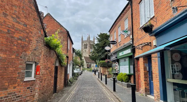 Historic 1Bd Cottage In Heart Of Farnham, Buchen Sie Ferienhaus Farnham 