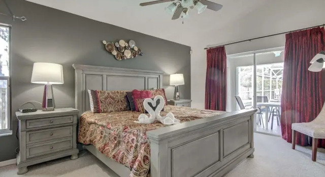 Joanne's Westridge Vacation Home, Buchen Sie Villa Hotels in Four Corners mit Pool, Schwimmbad