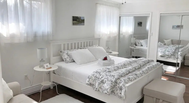 Port Franks Getaway, Varaa Hotelli  