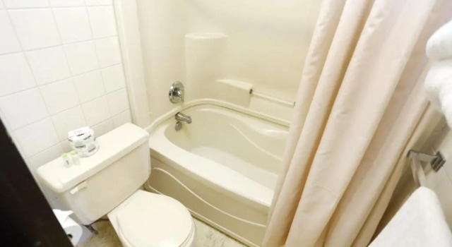 Номер Deluxe King Hotel