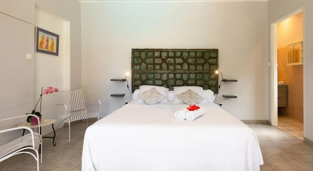 Lechappee Belle, Book Hotel Hoteller i Entre-Deux med parkering, Parkering