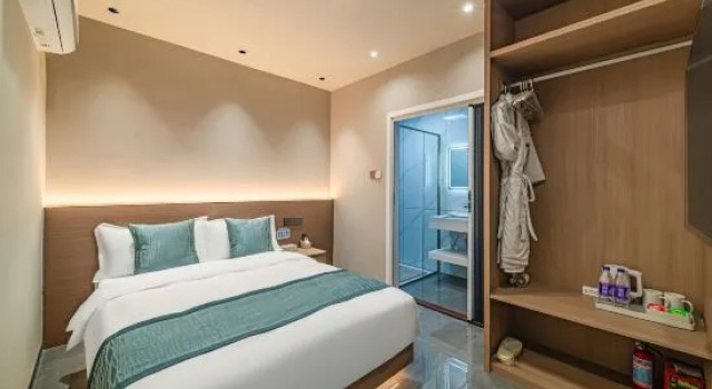 Люкс Lux Cabins Brilliant Villa Hotel (Dongshan Jinluwan Seaside Plaza)