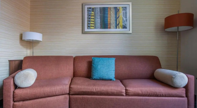Студия Fairfield Inn and Suites Chicago Downtown-River North
