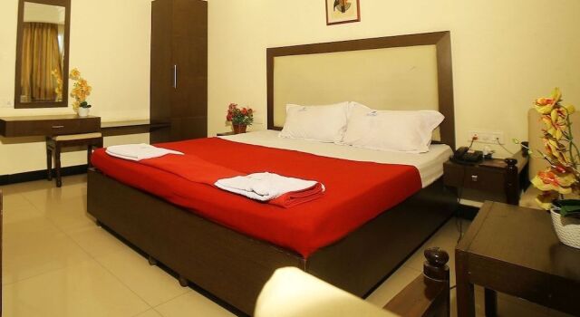 Hotel Rajavihar, Varaa Hotelli Kurnool Andhra Pradesh