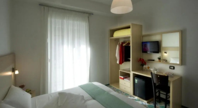 Трёхместный номер Standard с балконом Hotel Torre Di Milo