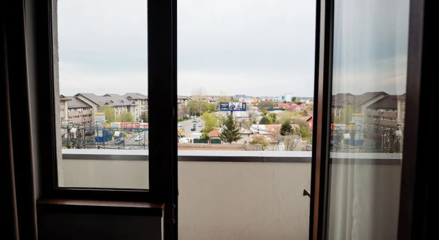 Студия Stay At Georges And Fly