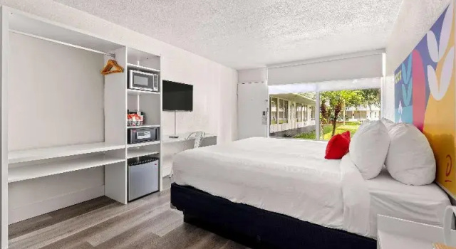Двухместный номер Standard с балконом Baymont by Wyndham Orlando Lake Buena Vista South