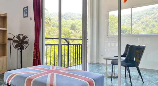 Вилла с видом на сад Luxurious 10-Bedroom Villa with Private Pool in Chalong, Phuket