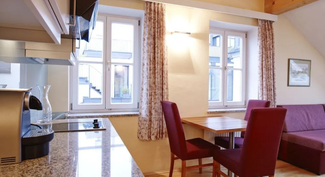 Holiday Apartments by Das Grüne Hotel zur Post, Rezervovat Apartmán Apartmány v Salcbursko, Apartmán