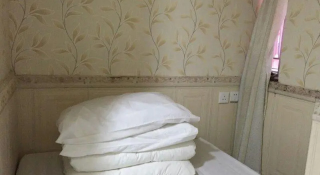 Одноместный номер Standard Orchid Inn