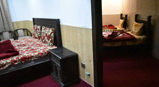 Hotel Ballagio Murree, Book Hotel Hotels in Murree with a Pool, Swimming Pool