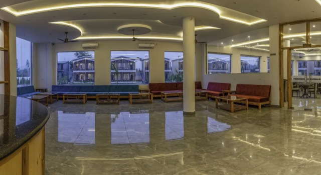 Corbett Green Retreat Resort, Rezervovat Lázně / Resort Nainital Uttarakhand