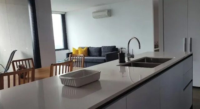 Pars Apartments Melbourne Quarter, Забронировать Апартаменты/квартира Мельбурн Melbourne Region, рядом с Пристань для яхт «Е»