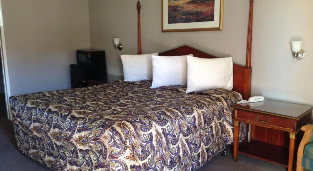 Номер Standard Five Star Inn