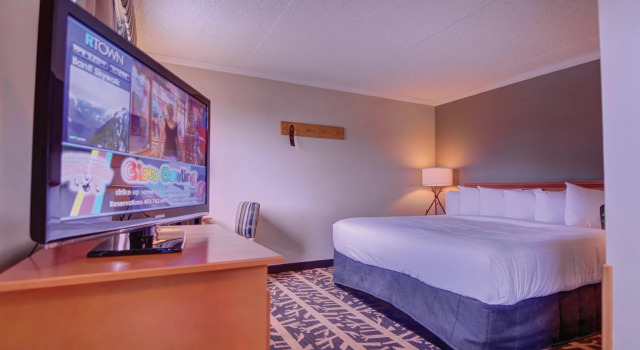 Hotel Canoe and Suites, Rezerwuj Hotel Banff Alberta