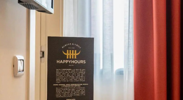 Номер Deluxe HAPPYROOMS