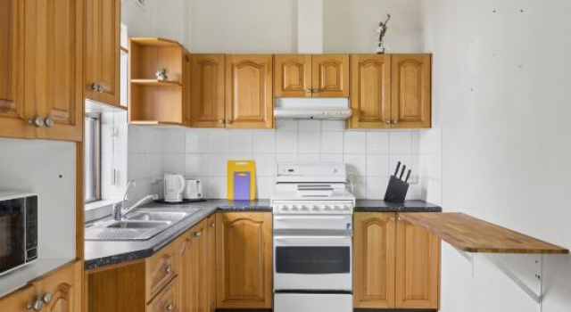 Private Room Near Bankstown Train Station & Restaurants