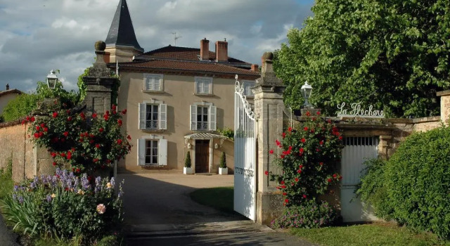 Chateau de la Fléchère, Забронировать Отель Блейс Божоле