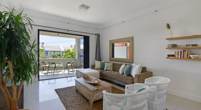 Modern 2-bed Green Point Haven Stylish Central