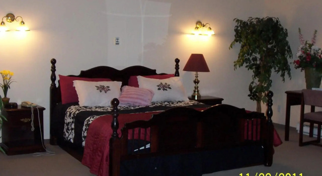 Model A Inn, Book Hotel Cranbrook Kimberley Alpine