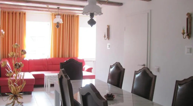 Апартаменты Apartment Storchenfärbe