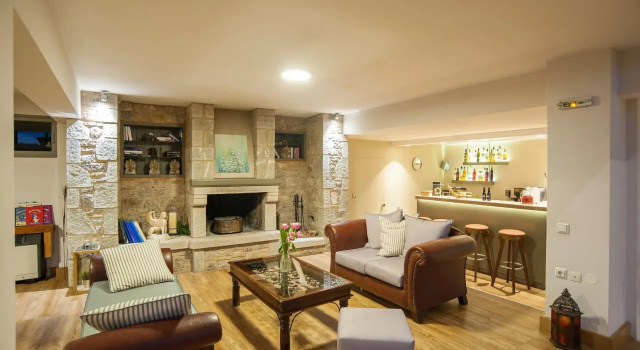 Fedriades Delphi Hotel, Book Hotel Hotels in Central Greece with Parking, Parking