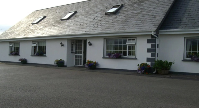 The Wilderness, Prenota Hotel Ballynahinch 