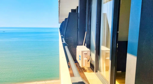 Апартаменты с балконом Orbi City Queer5*