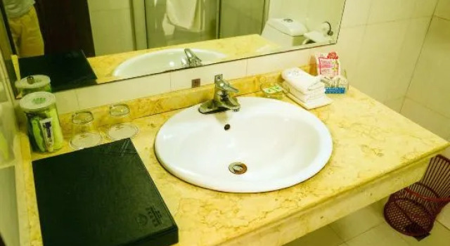 Xin Yegang Hotel, Prenota Hotel Hotel a Hubei con parcheggio, Parcheggio