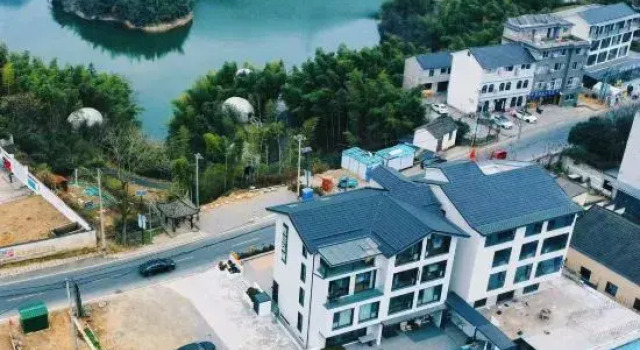 Chenyouduoyue Homestay, Prenota Hotel Huzhou Zhejiang
