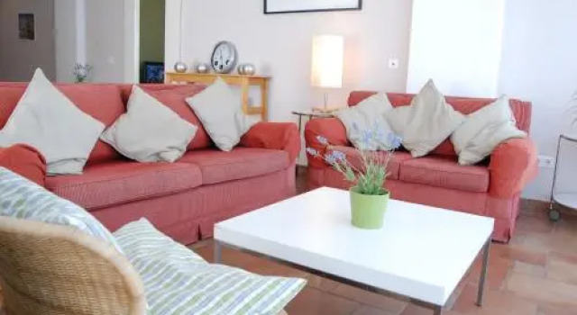 Carabeo 24 Apartments Casasol, Забронировать Апартаменты/квартира Апартаменты Нерха, рядом с Церковь Эль-Сальвадор, Апартаменты/квартира