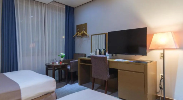 Двухместный номер Deluxe с частичным видом на море Benikea Hotel Jeju