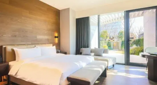Люкс L+Snow Supreme Hotel
