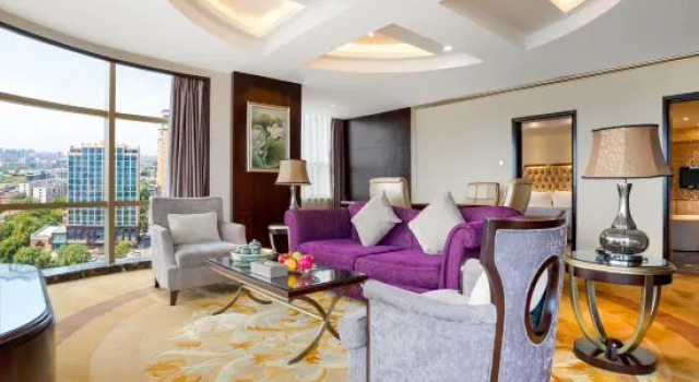 Люкс Business Sanding Huayue Hotel - Xuchang