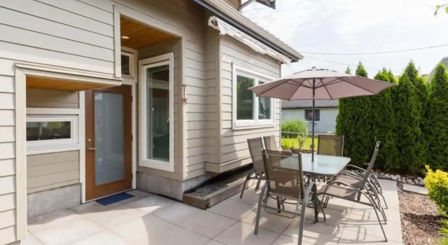 West Coast Luxury Living, Забронировать Отель Hastings Ванкувер