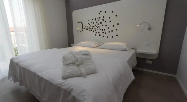 Suite Aether Suites Tropea