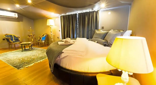 Люкс с видом на город REAL KiNG SUiTE