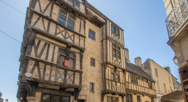 Beautiful apartment in the historic center of Bayeux, Забронировать Апартаменты/квартира Байе 