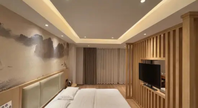 Люкс Business Junyi Select Hotel (Ning'er Dongmen Road store)