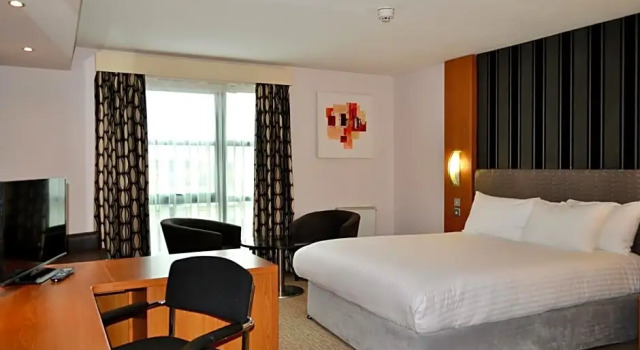 Номер Executive Holiday Inn Manchester-Central Park by IHG
