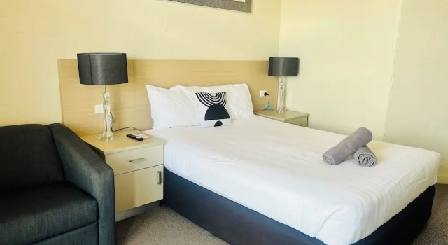 Трёхместный семейный номер Standard Pavilion Hotel Wagga Wagga