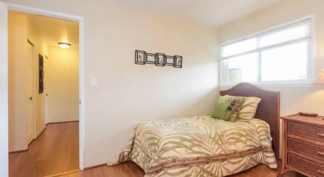 Banyan Tree Condo W/ Pool & Ocean Front!