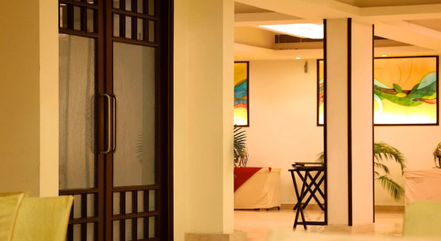 Hotel Inderlok, Rezervovat Hotel Déhrádún Uttarakhand