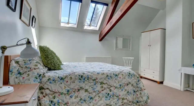 Unique Converted Barn in Hartfield, Забронировать Отель Отели Исторического графства Суссекса с парковкой, Парковка