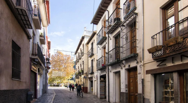 Alhambra Dreams - Luxury & Romantic, Забронировать Отель Гранада Granada Province, рядом с Музей народных традиций и искусств Los Tiros de Granada